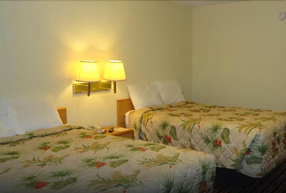 Suite 16 Motel Gore Kültér fotó